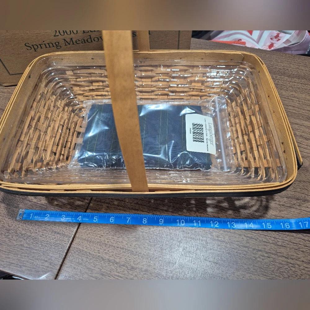 NIB Longaberger 2000 Collectors Club Spring Meadow Basket